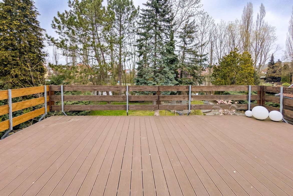 WE02 große Terrasse