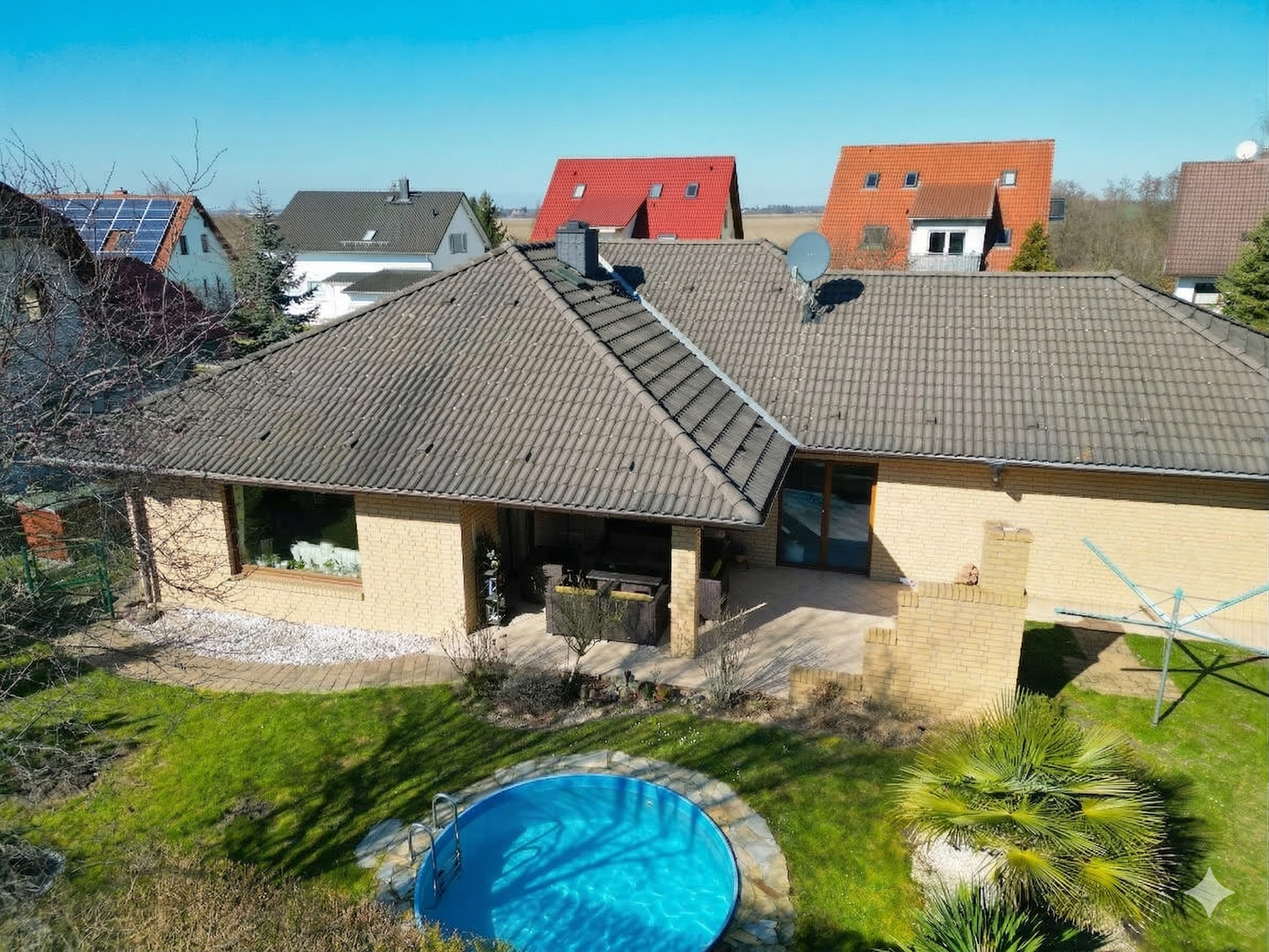 Blick auf den Bungalow