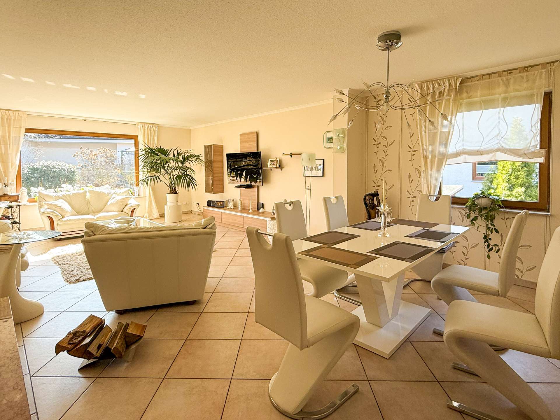 Riesiger Wohnbereich