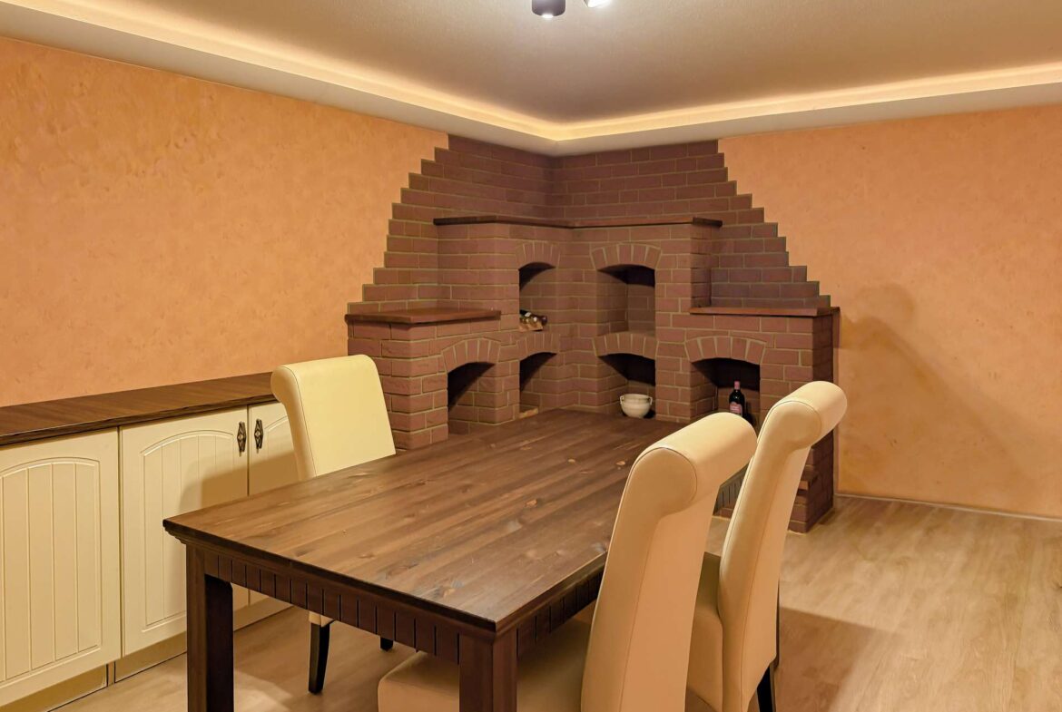 Weinzimmer oder Partyraum