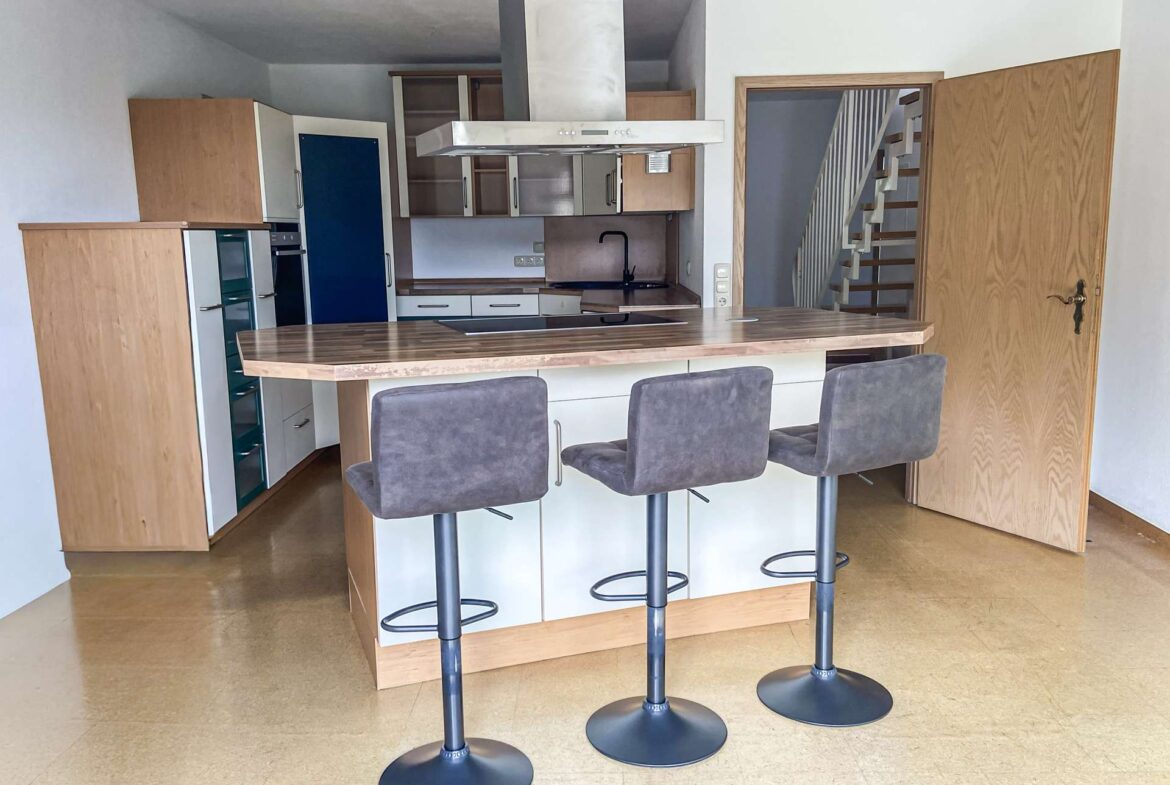 Wohnküche mit Kochinsel