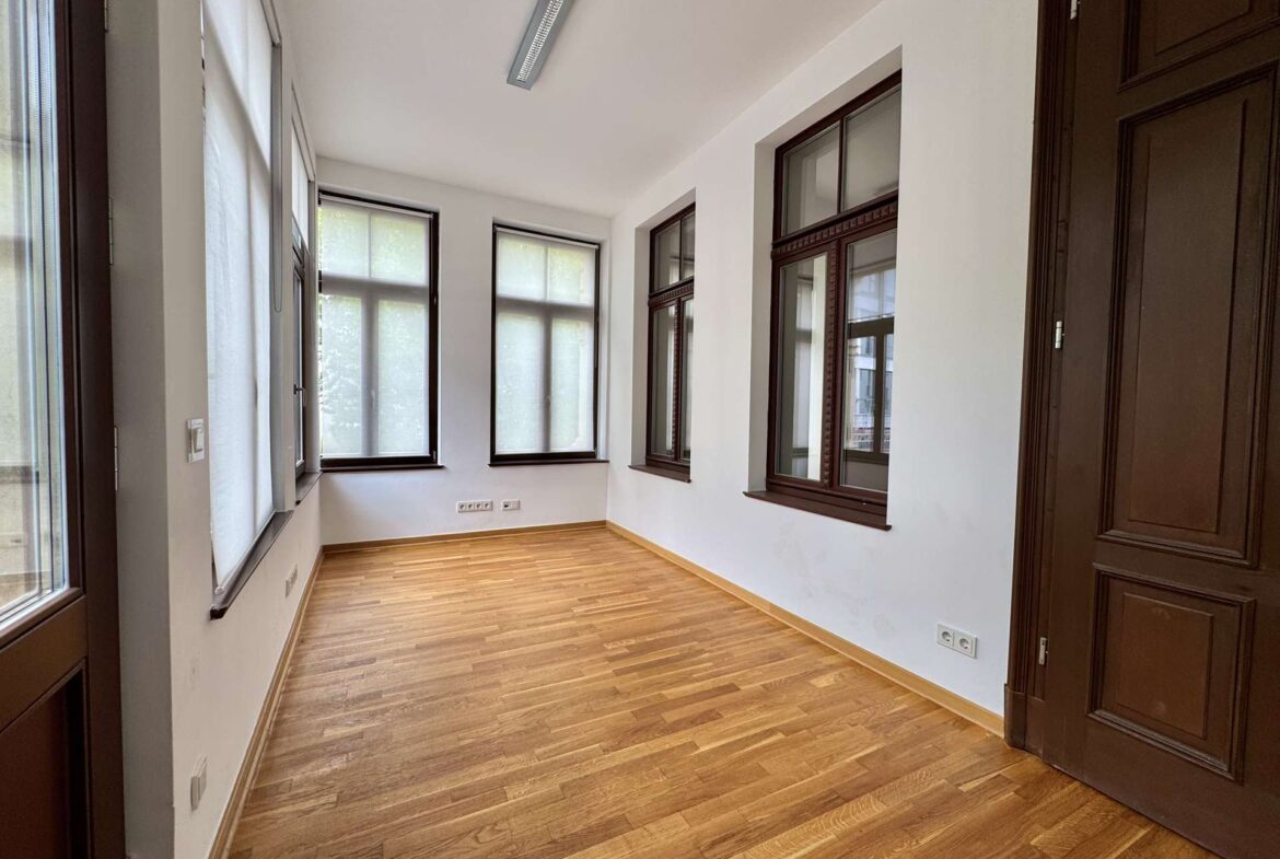 Wartezimmer, Garderobe 