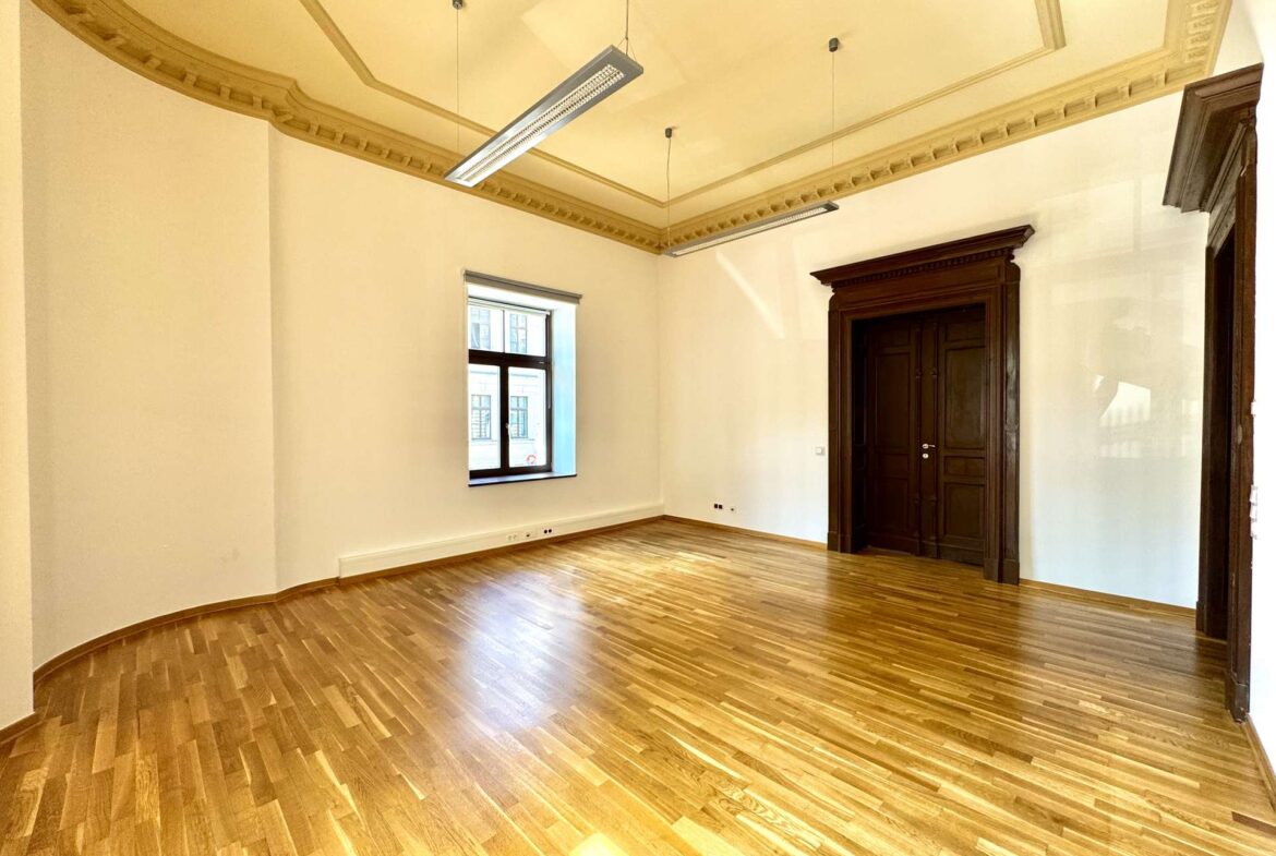 Eckbüro (Erdgeschoss)