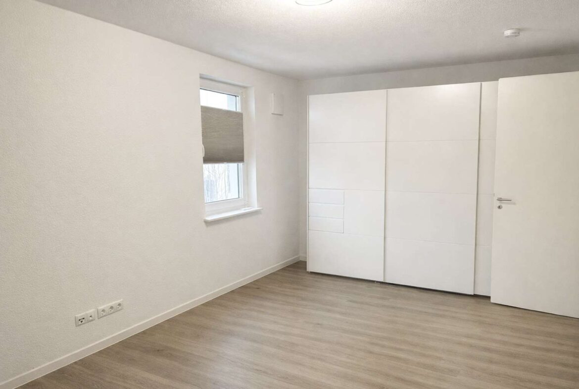 Schlafzimmer mit Tageslicht