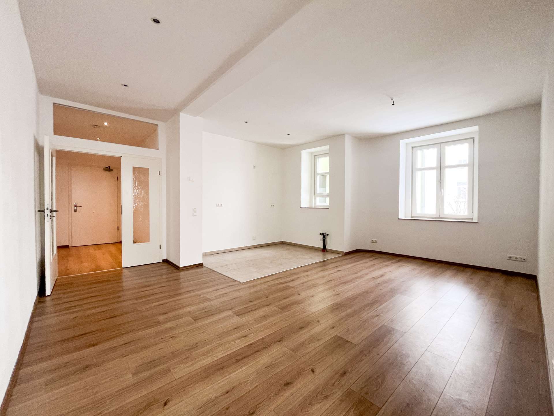 Wohnzimmer mit Küche