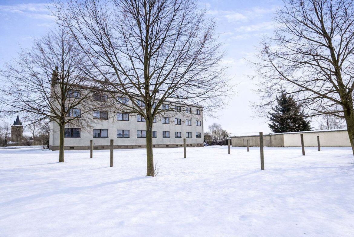 Wäscheplatz hinter dem Haus