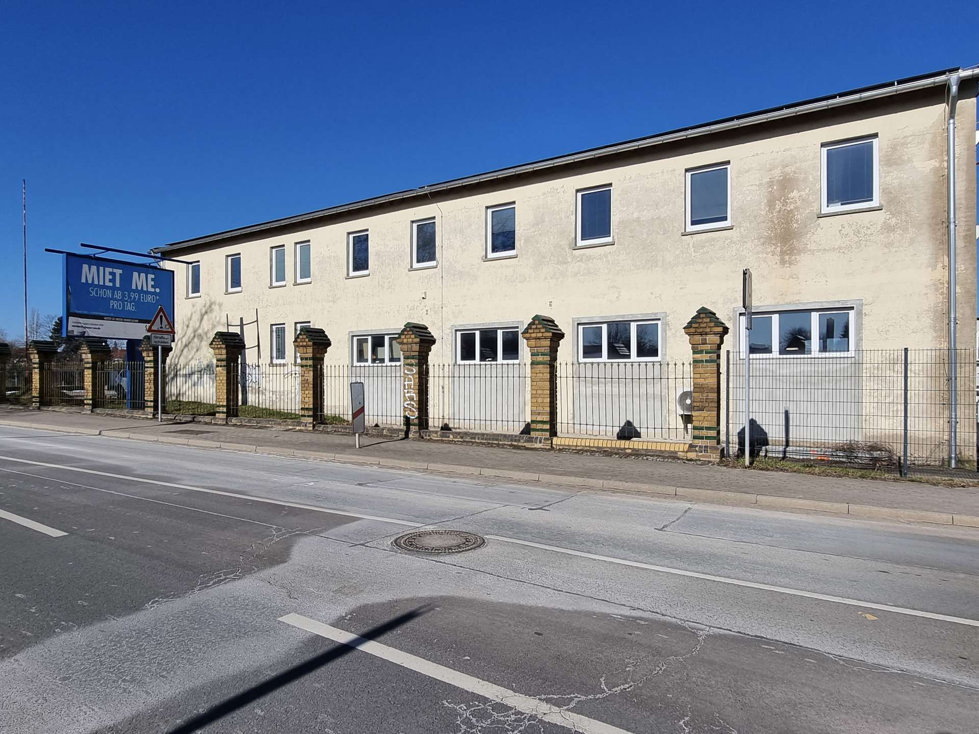 Gebäudeaußenansicht