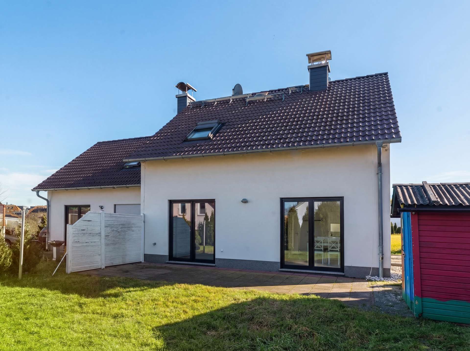 Gartenansicht mit Terrasse