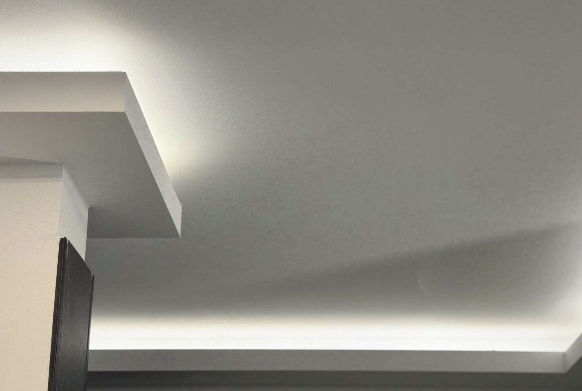 Abgehängte Decken mit LED-Beleuchtung