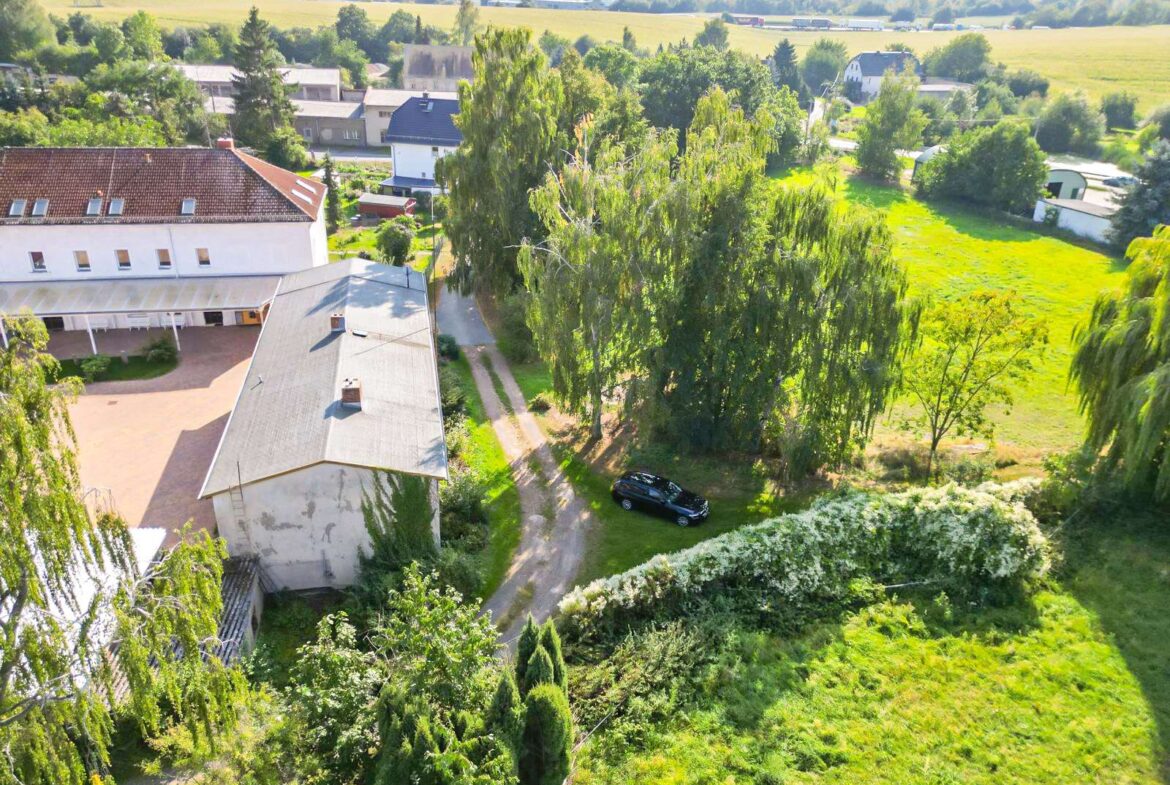 Benachbarte Grundstücke