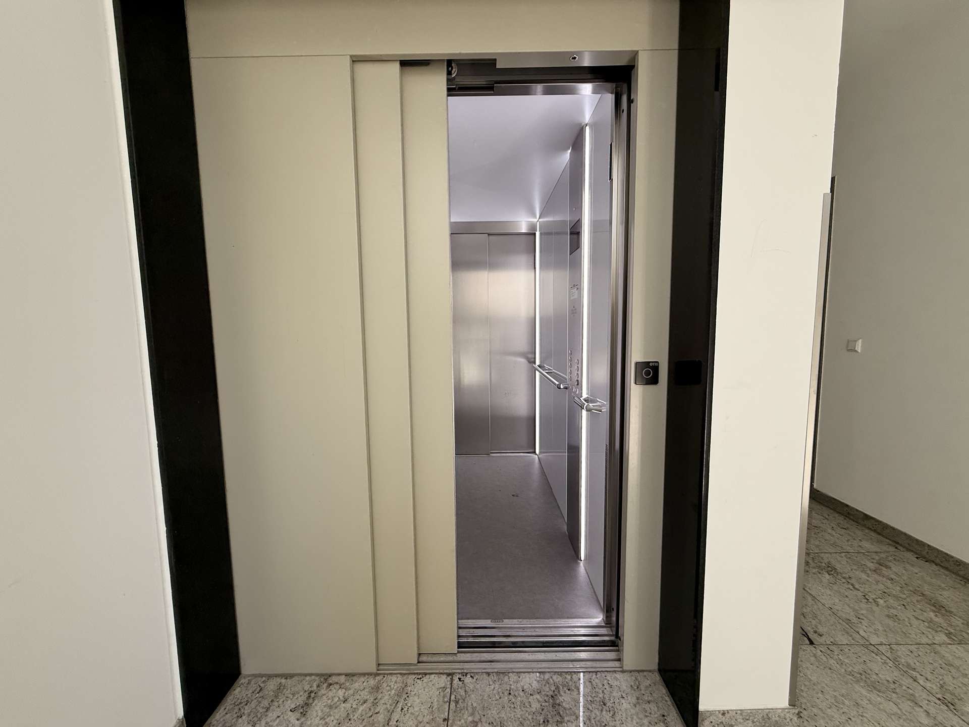 Aufzug, Barrierefrei