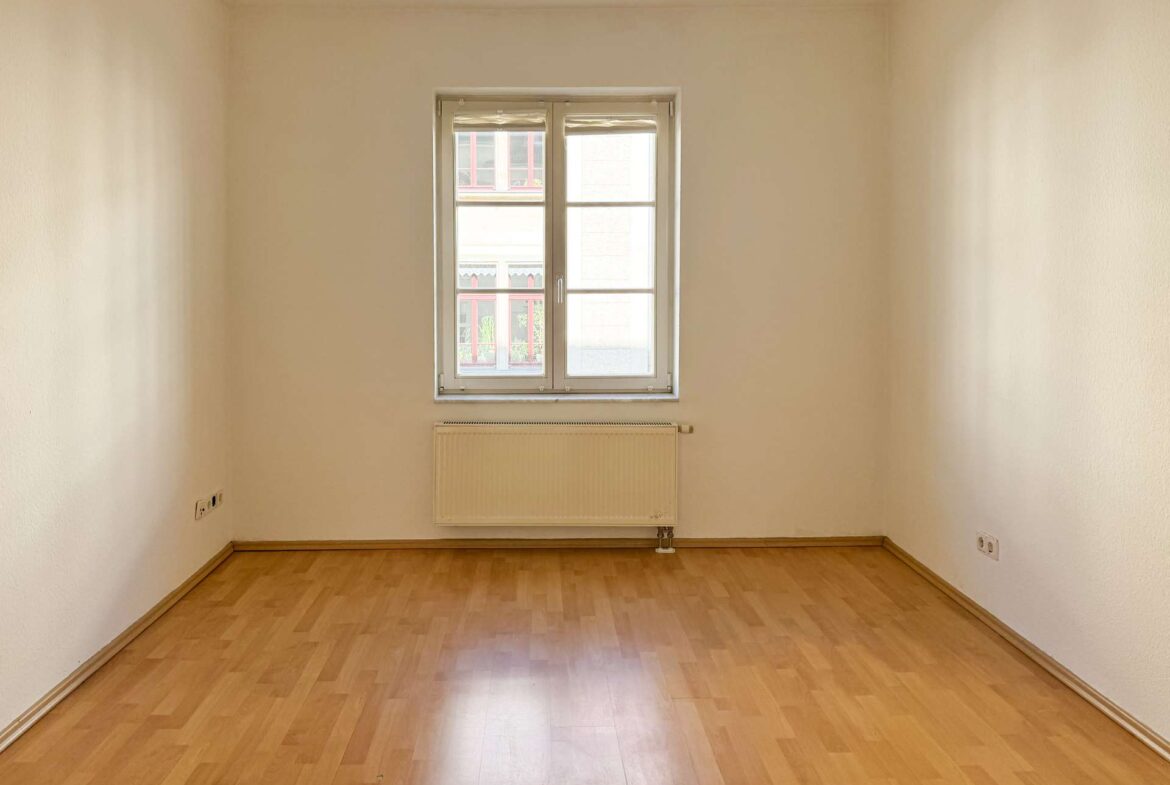 Geräumiges Schlafzimmer