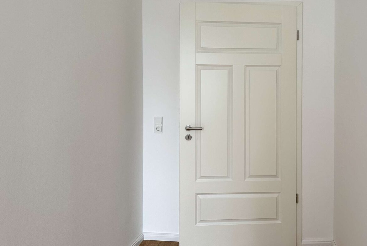 Denkmaltypische Kassettentüren