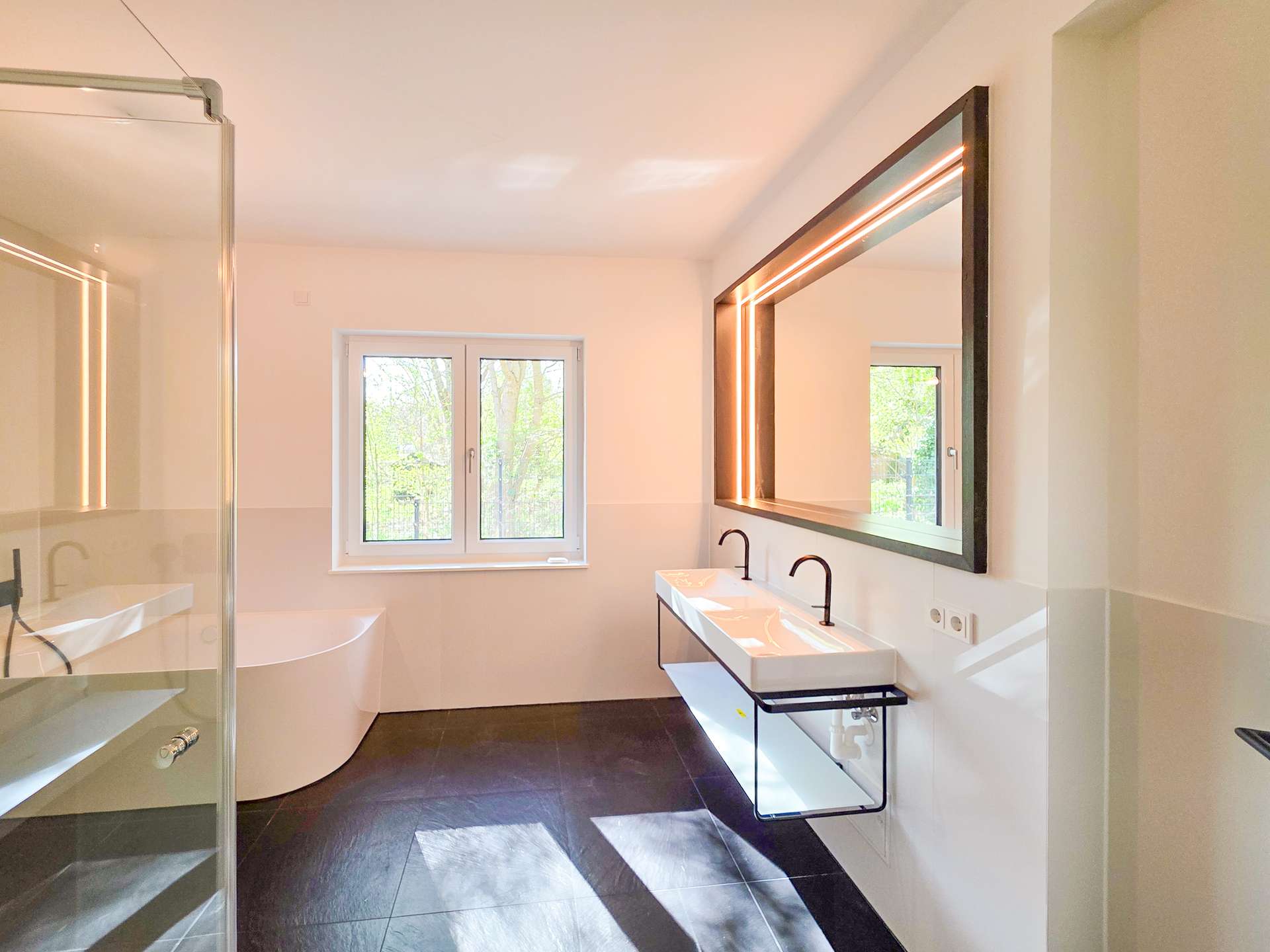 Großzügiges Masterbad