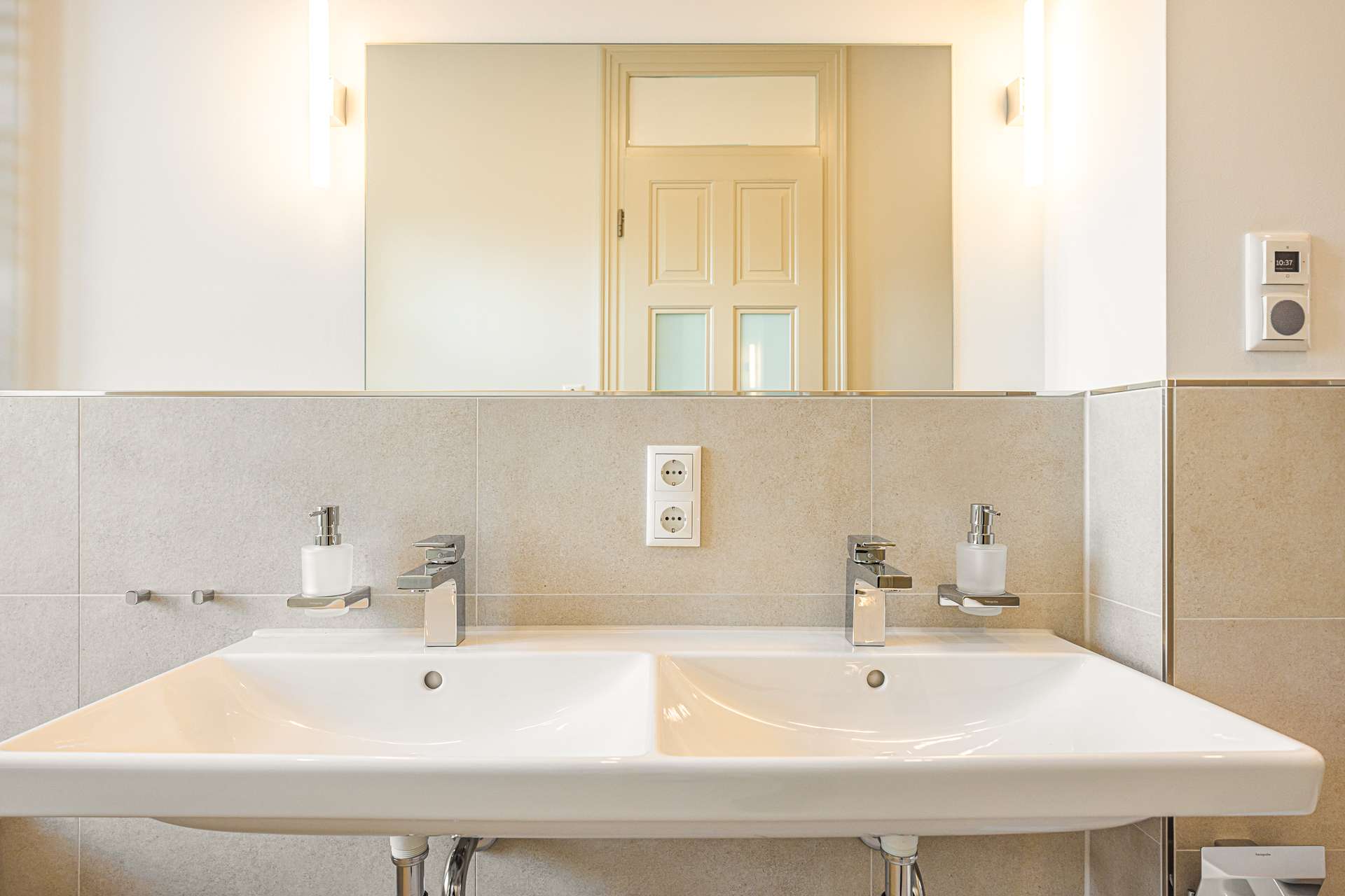 Doppeltes Waschbecken