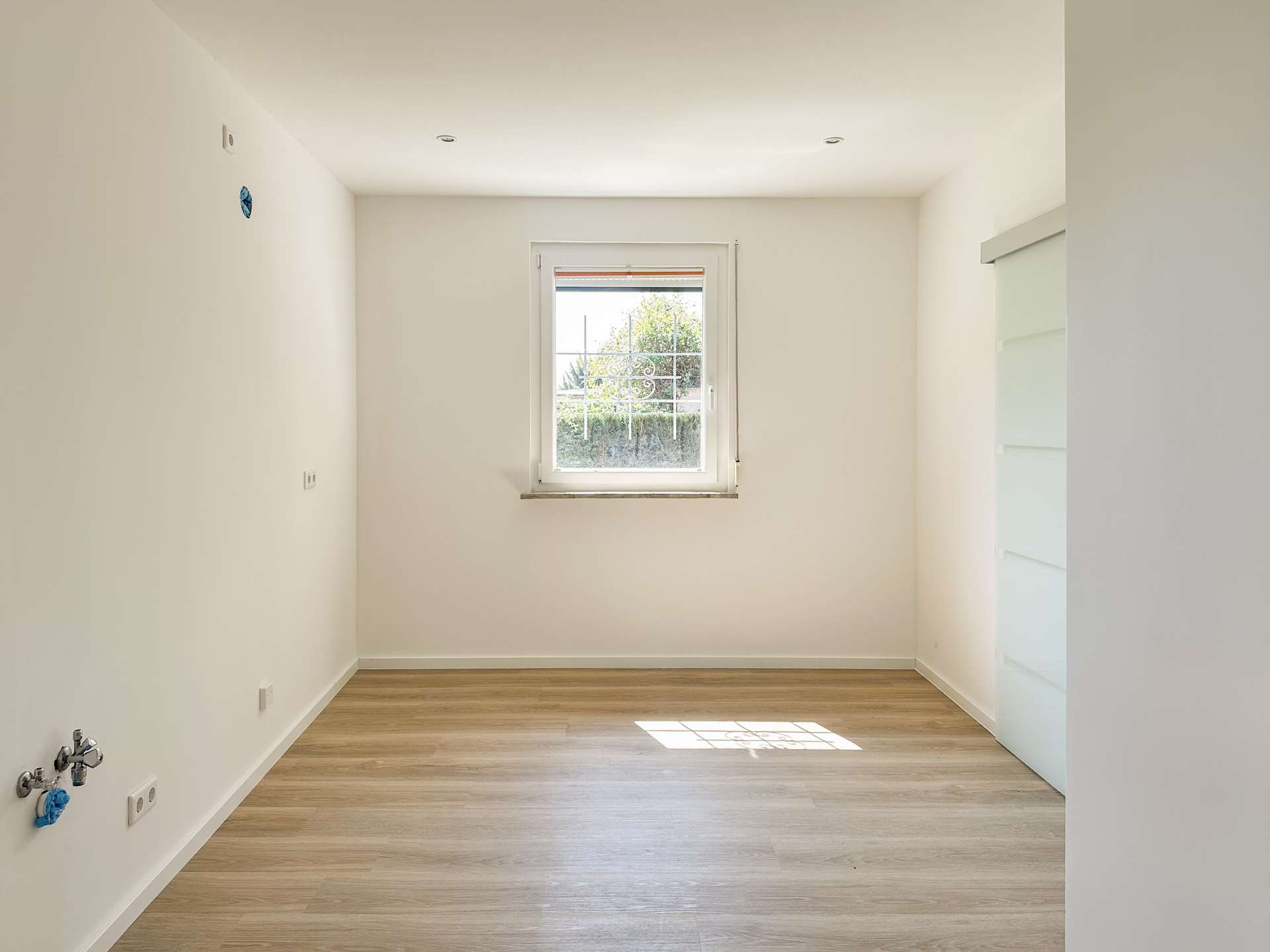 Küche mit Schiebetür