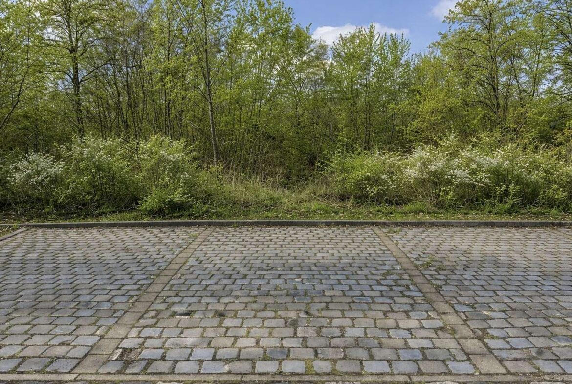 Zugehöriger Außenstellplatz