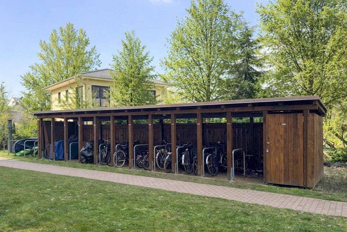 Überdachte Fahrradstellplätze
