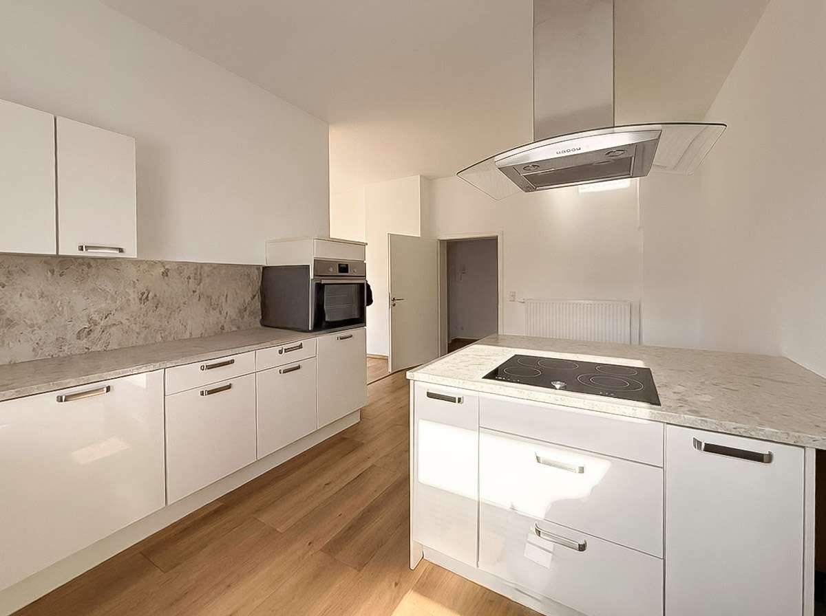 Küche bis Essbereich