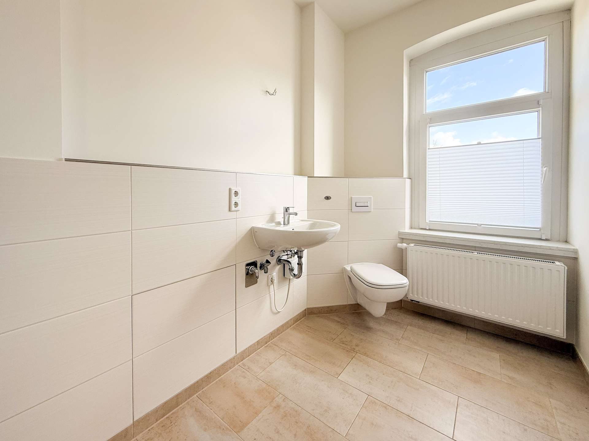 Gäste WC mit WM-Anschluss