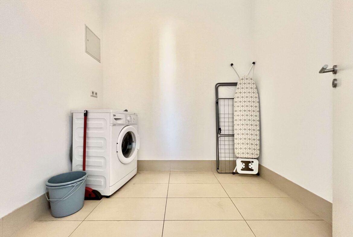 HWR mit viel Stauraum - Musterwohnung 