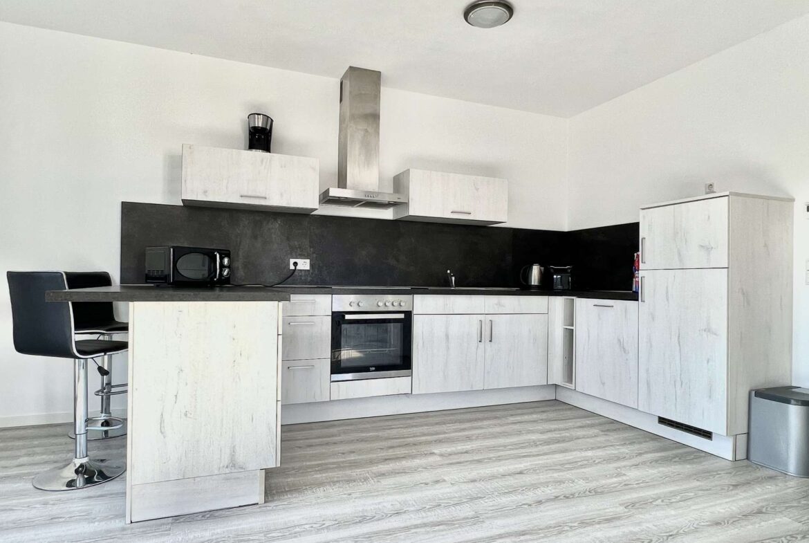 Voll ausgestattete Einbauküche - Musterwohnung 