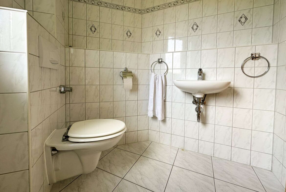 Tageslicht-Gäste-WC