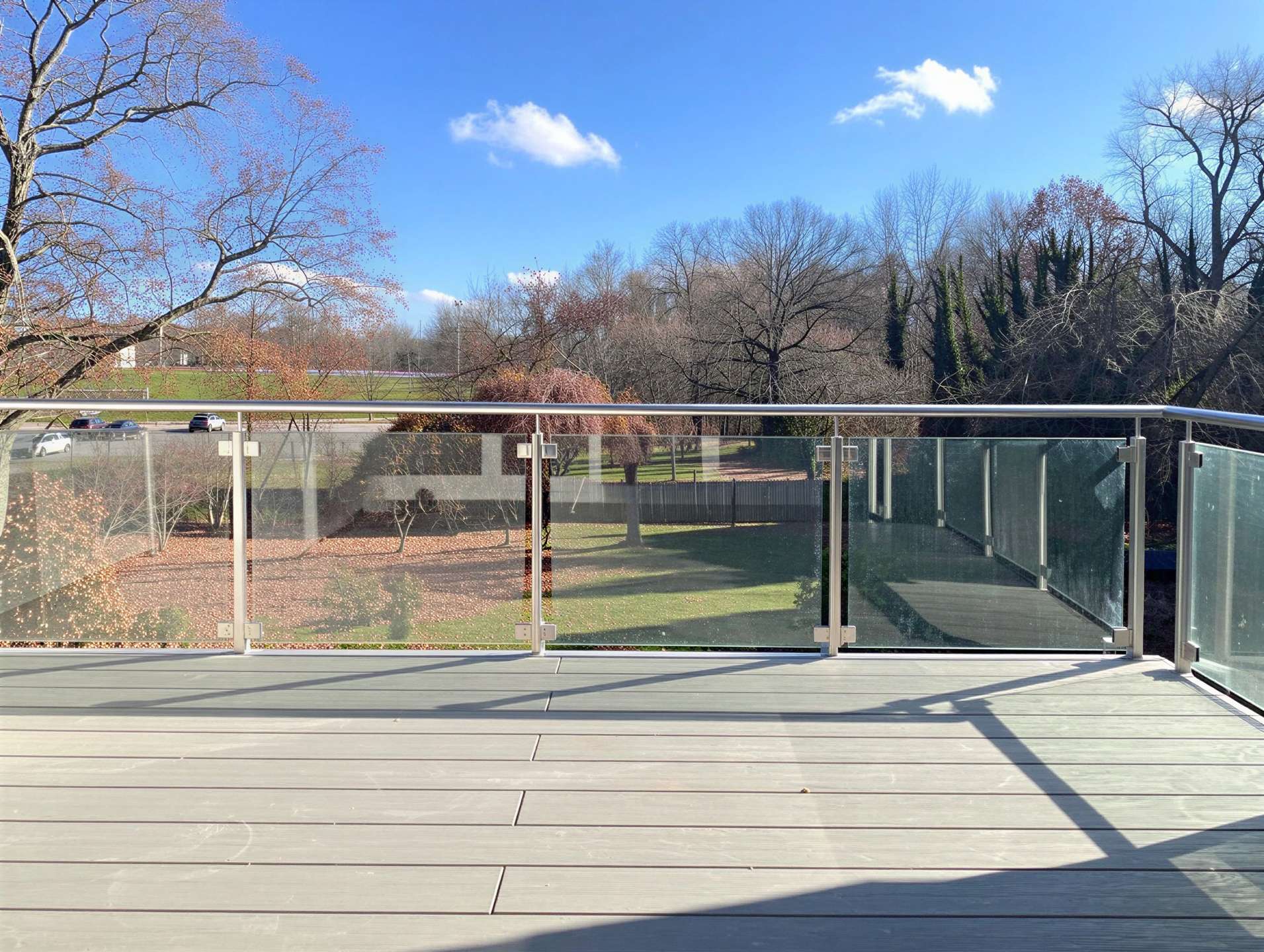 Balkon mit grünem Blick