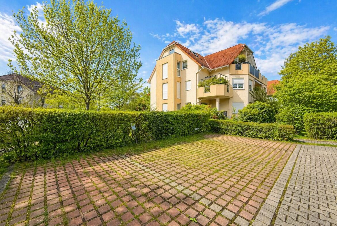 Stellplätze zum Haus