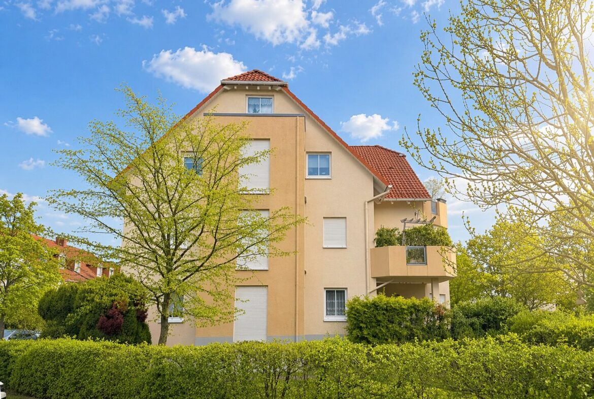 Hausansicht - West