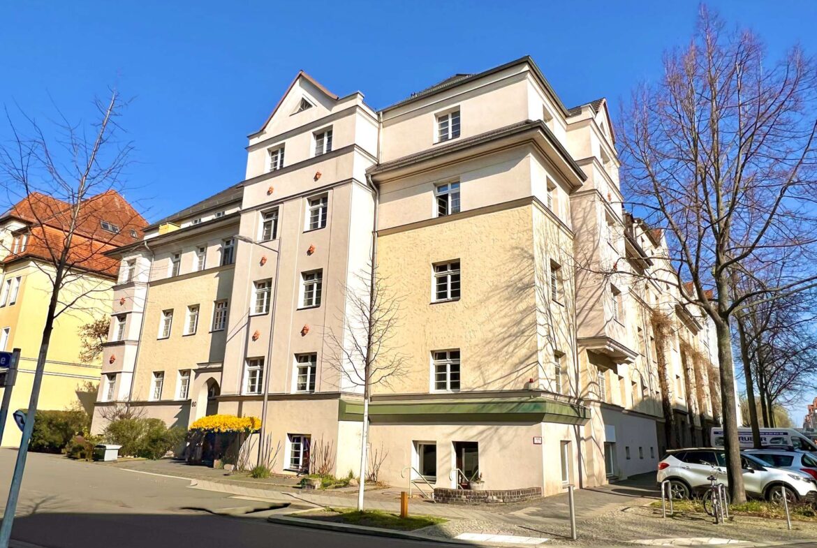 Schönes Mehrfamilienhaus