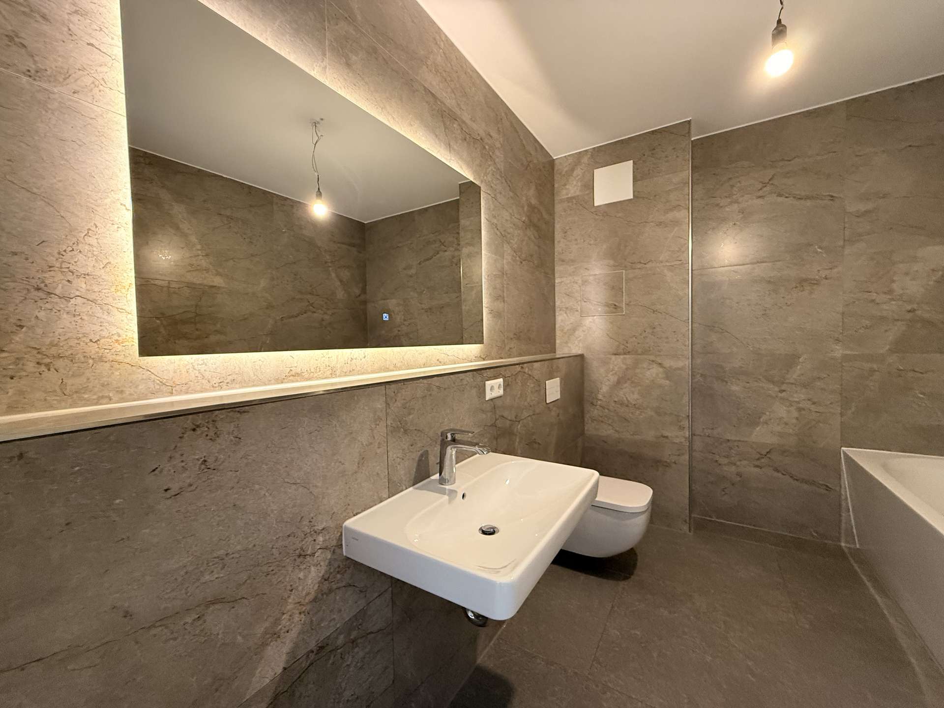 Badezimmer 2