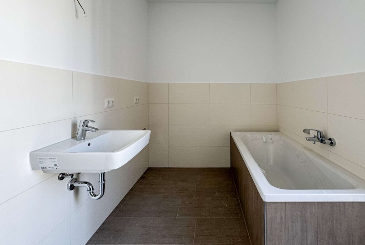 Musterwohnung - Modernes Badezimmer