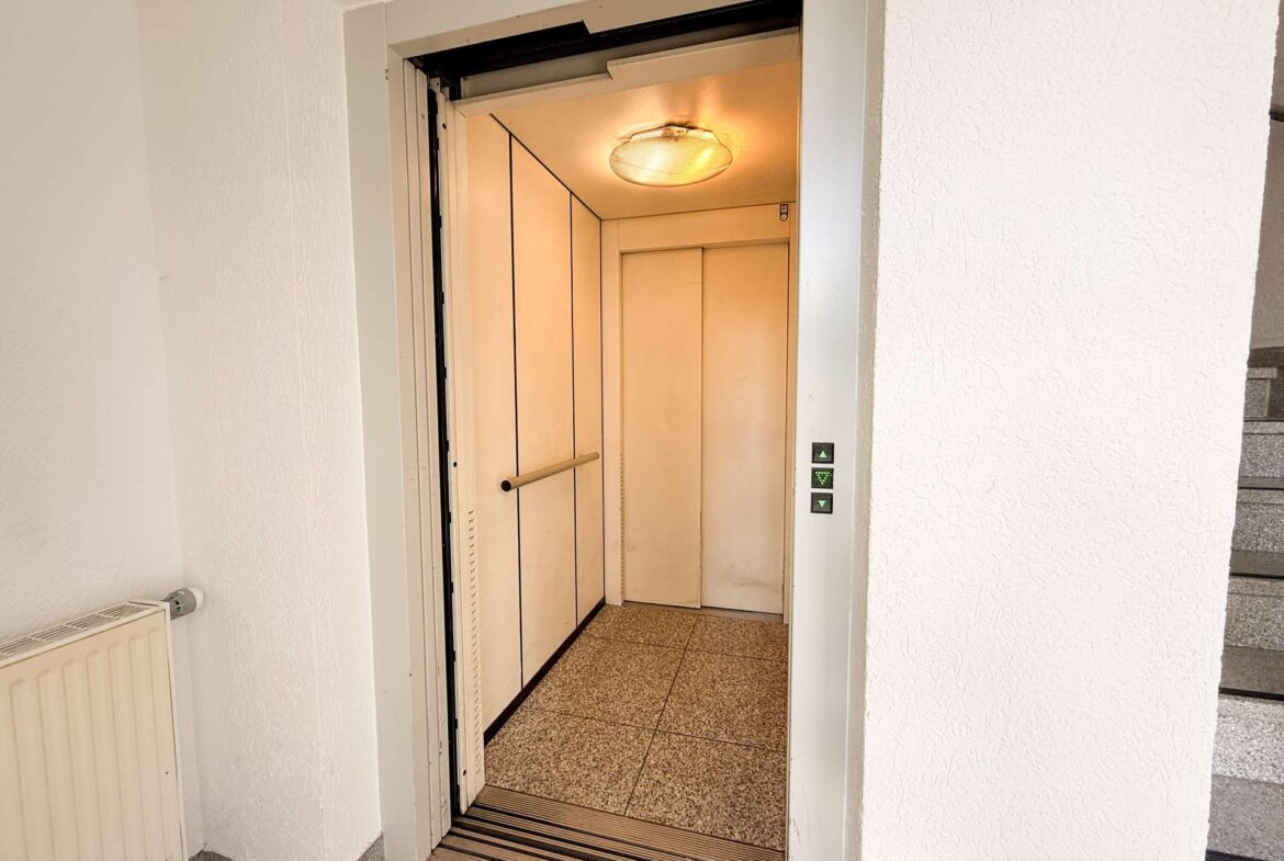 Aufzug in alle Ebenen