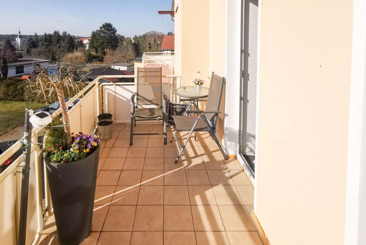 Balkon 1.OG rechts