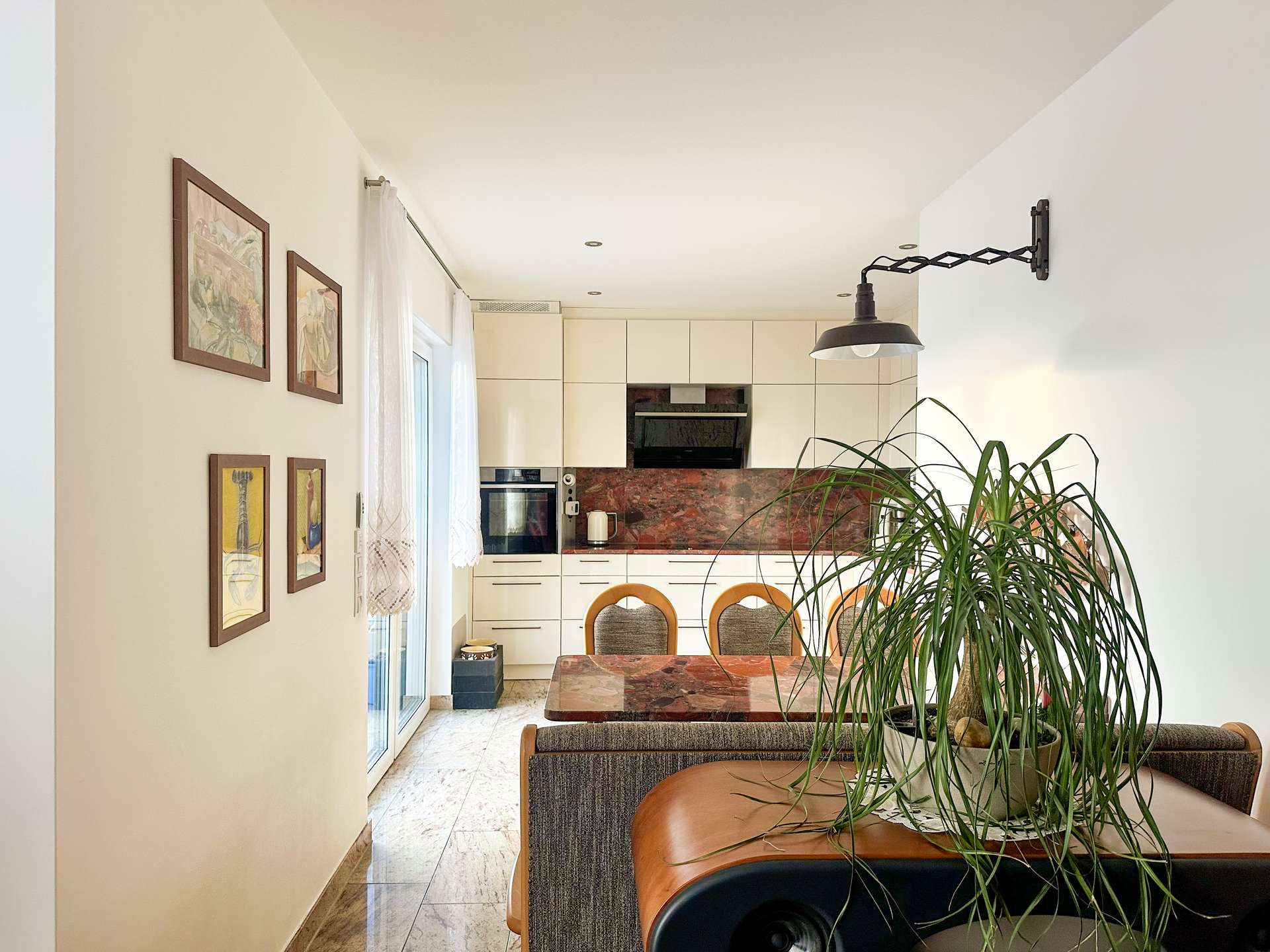 Offenes Esszimmer 