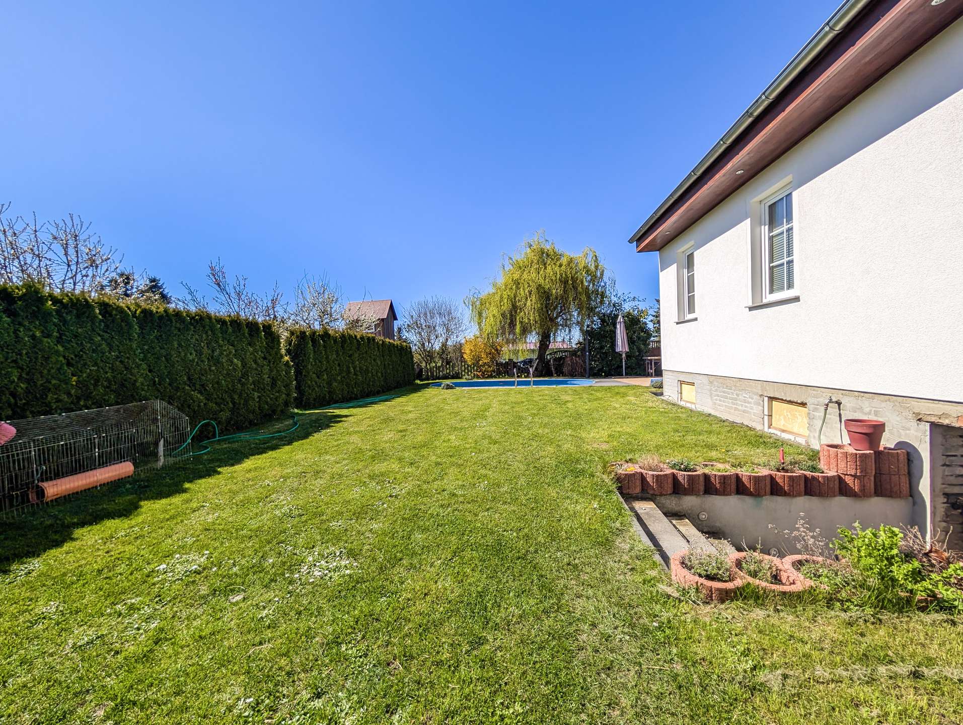 Weitläufiger Garten