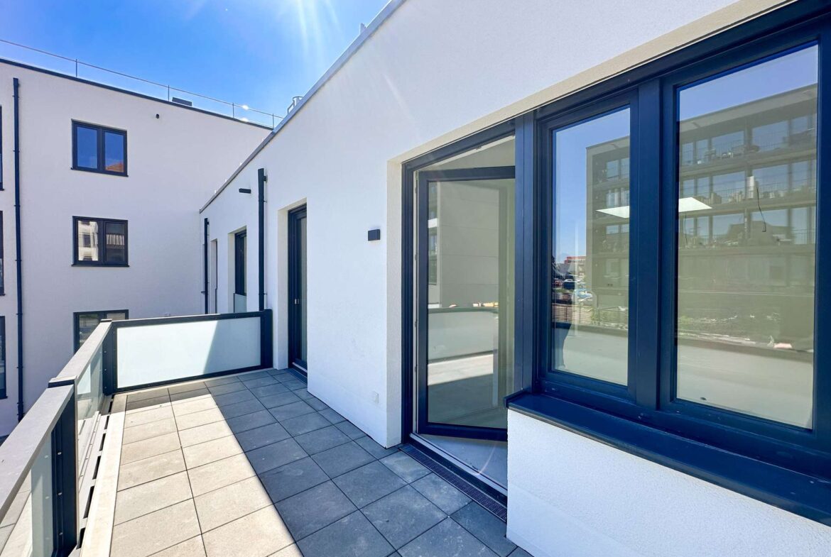Sonniger Balkon