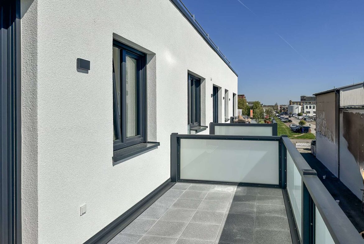 Sonniger Balkon