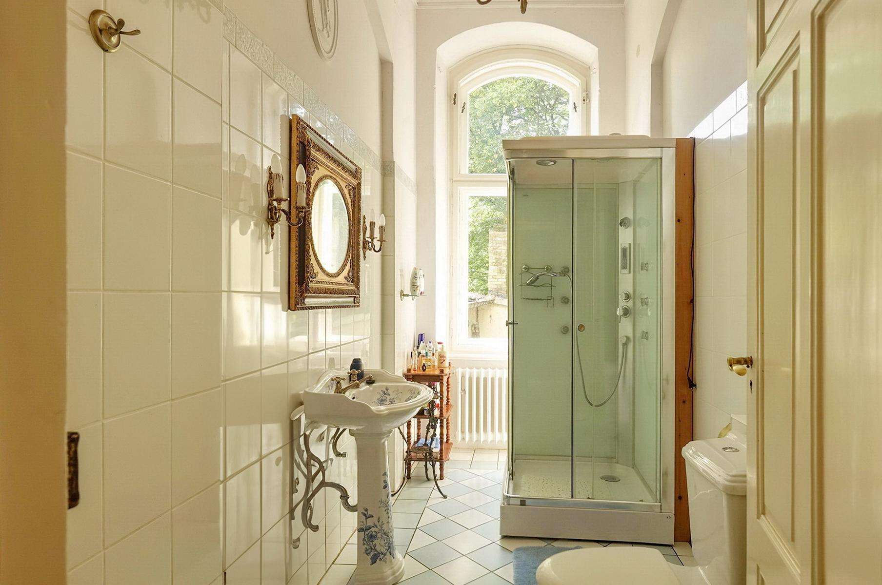 Badezimmer 2