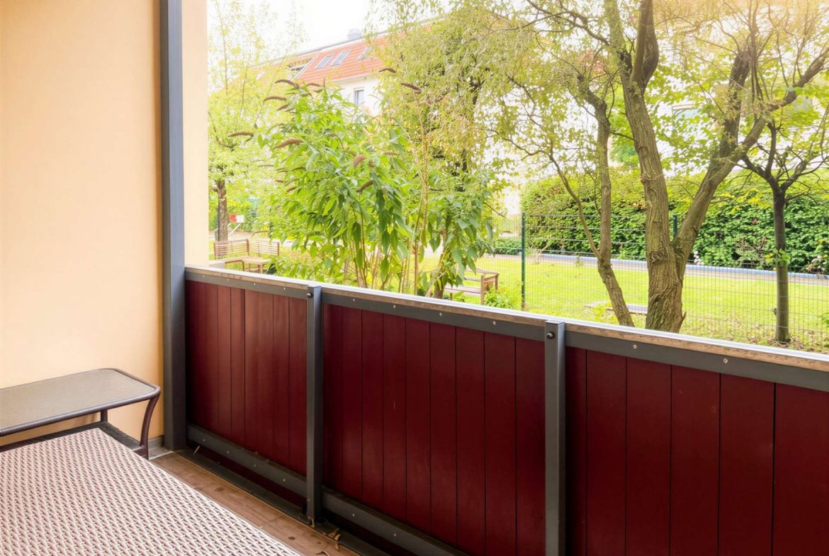 Balkon mit Grünblick