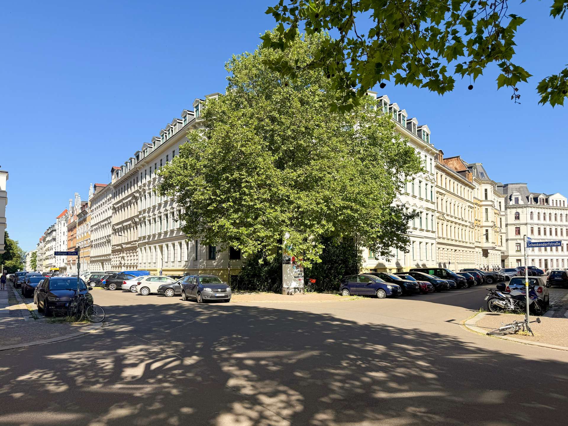 Straßenansicht