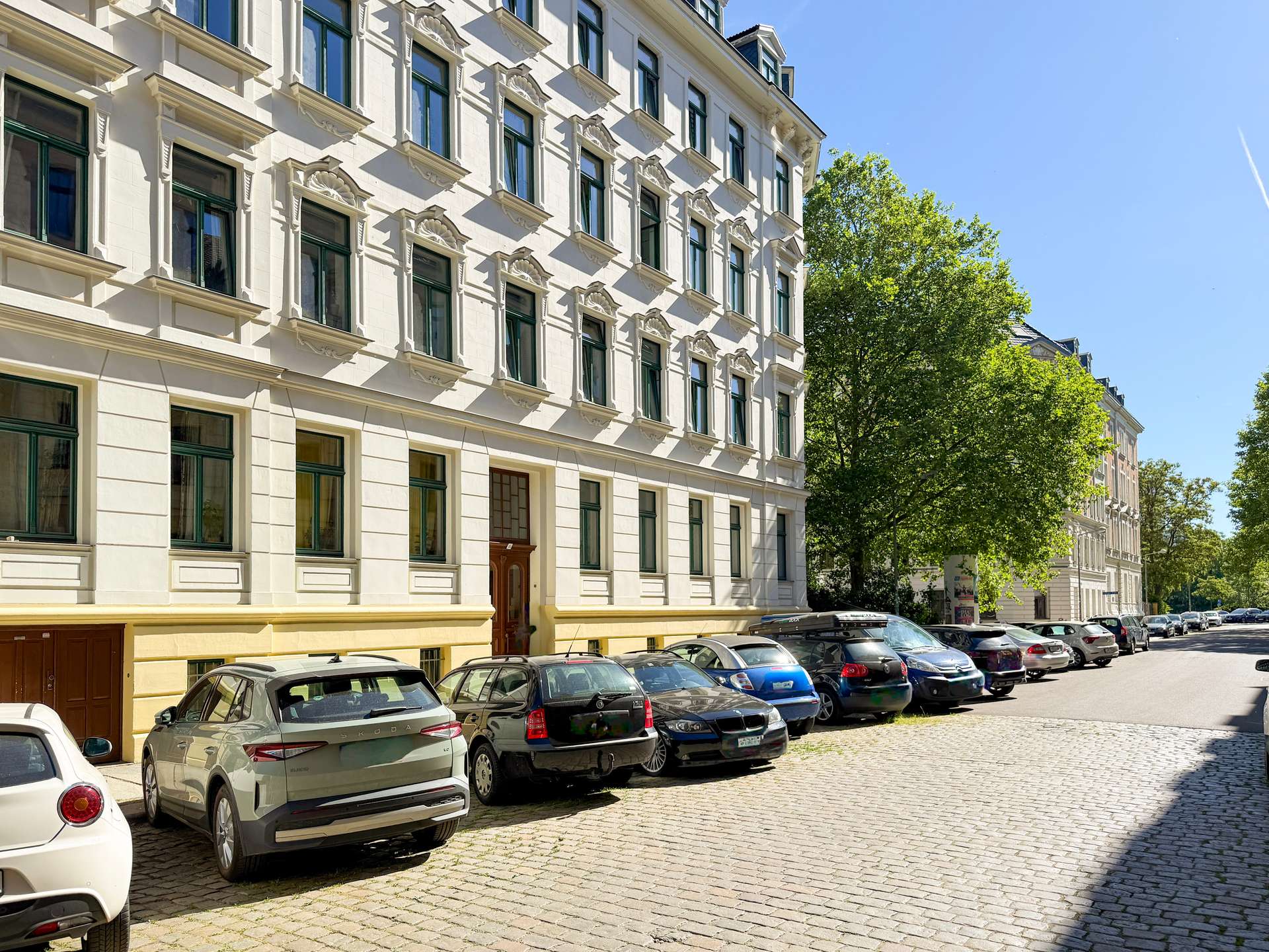 Straßenansicht