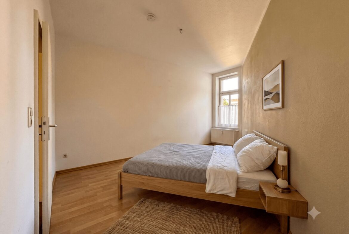 Schlafzimmer KI möbliert