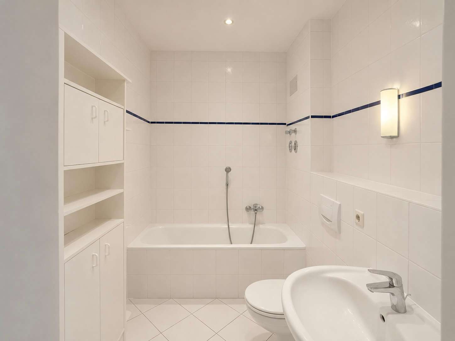 Badezimmer mit Wanne
