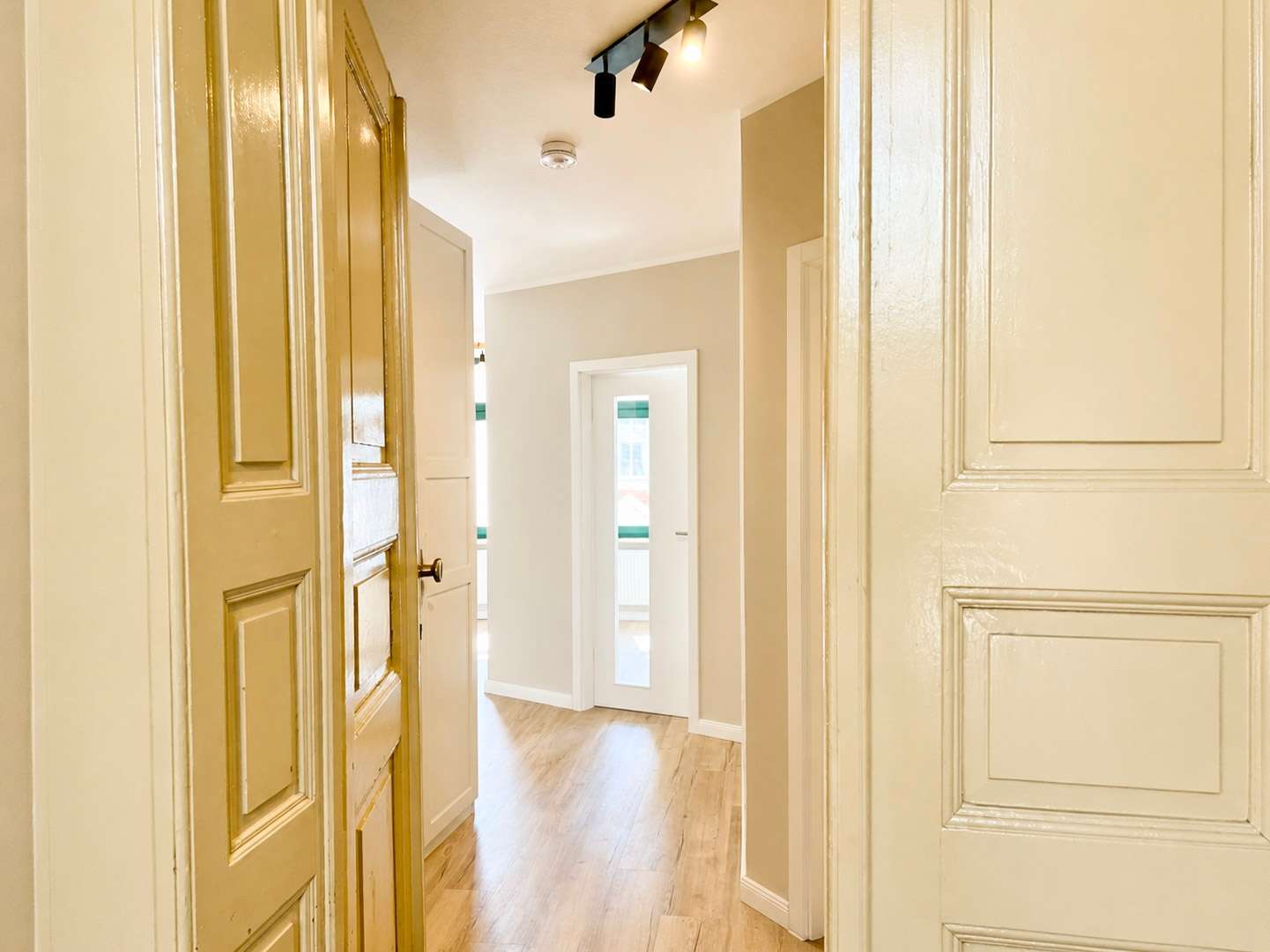 Wohnungstür