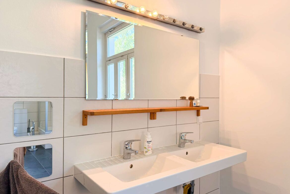 Badezimmer 1.OG