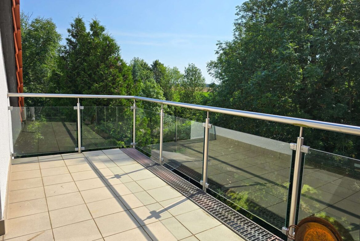 DG Balkon 2