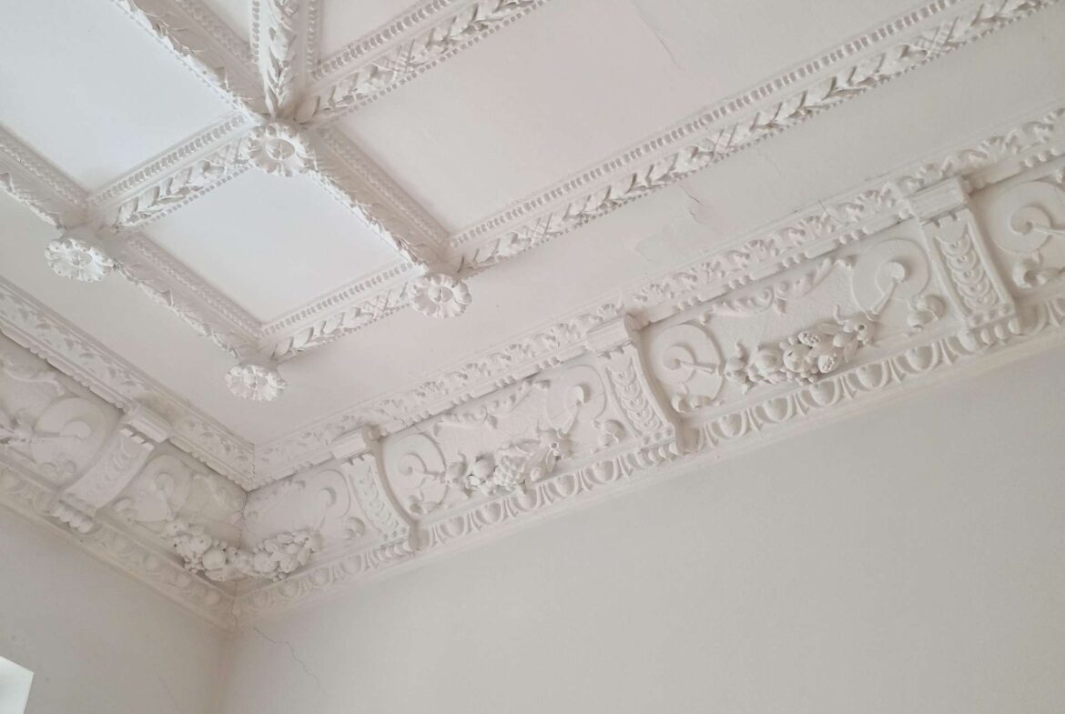 Deckendetail