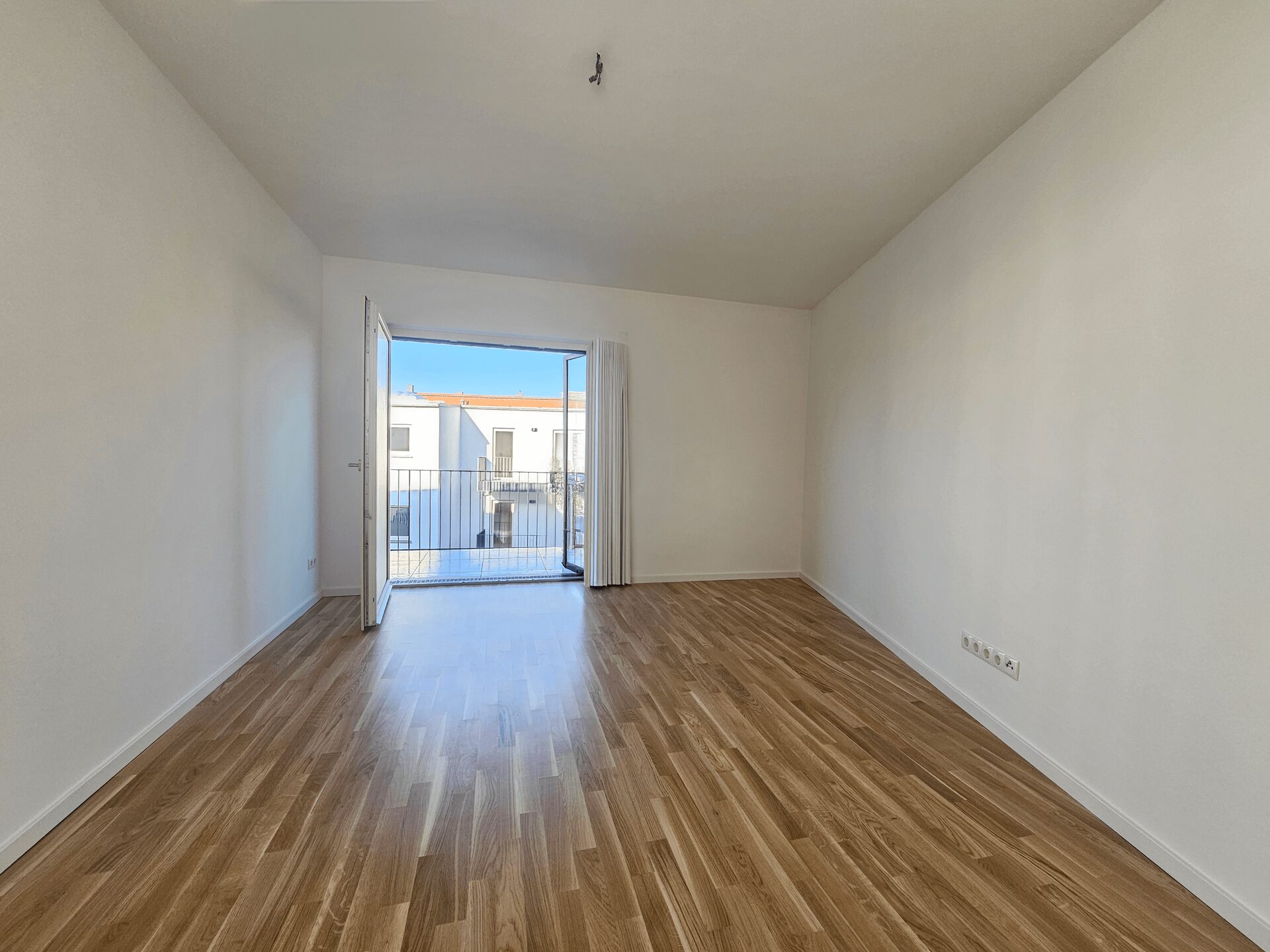 Geräumiges Schlafzimmer